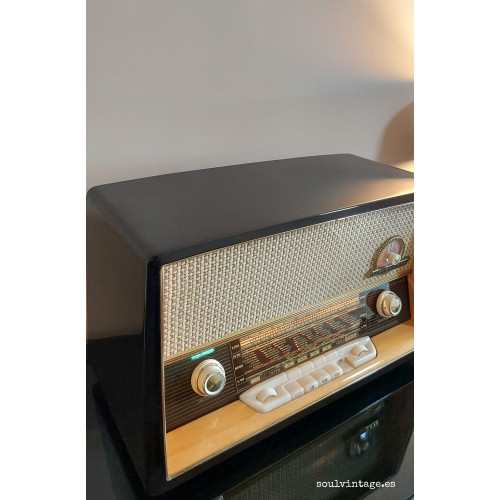 Radio Loewe Opta. Año 1960 - 1961